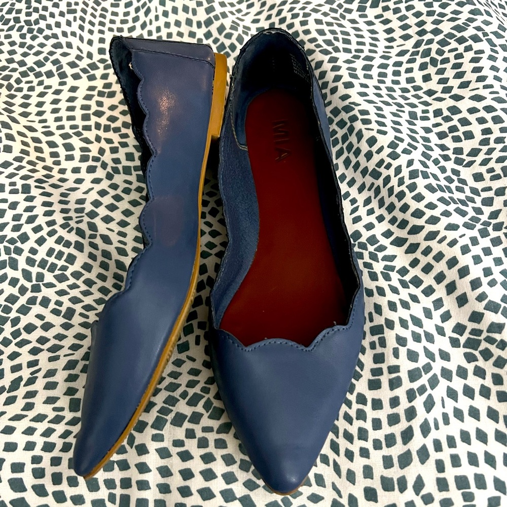 Mia flats